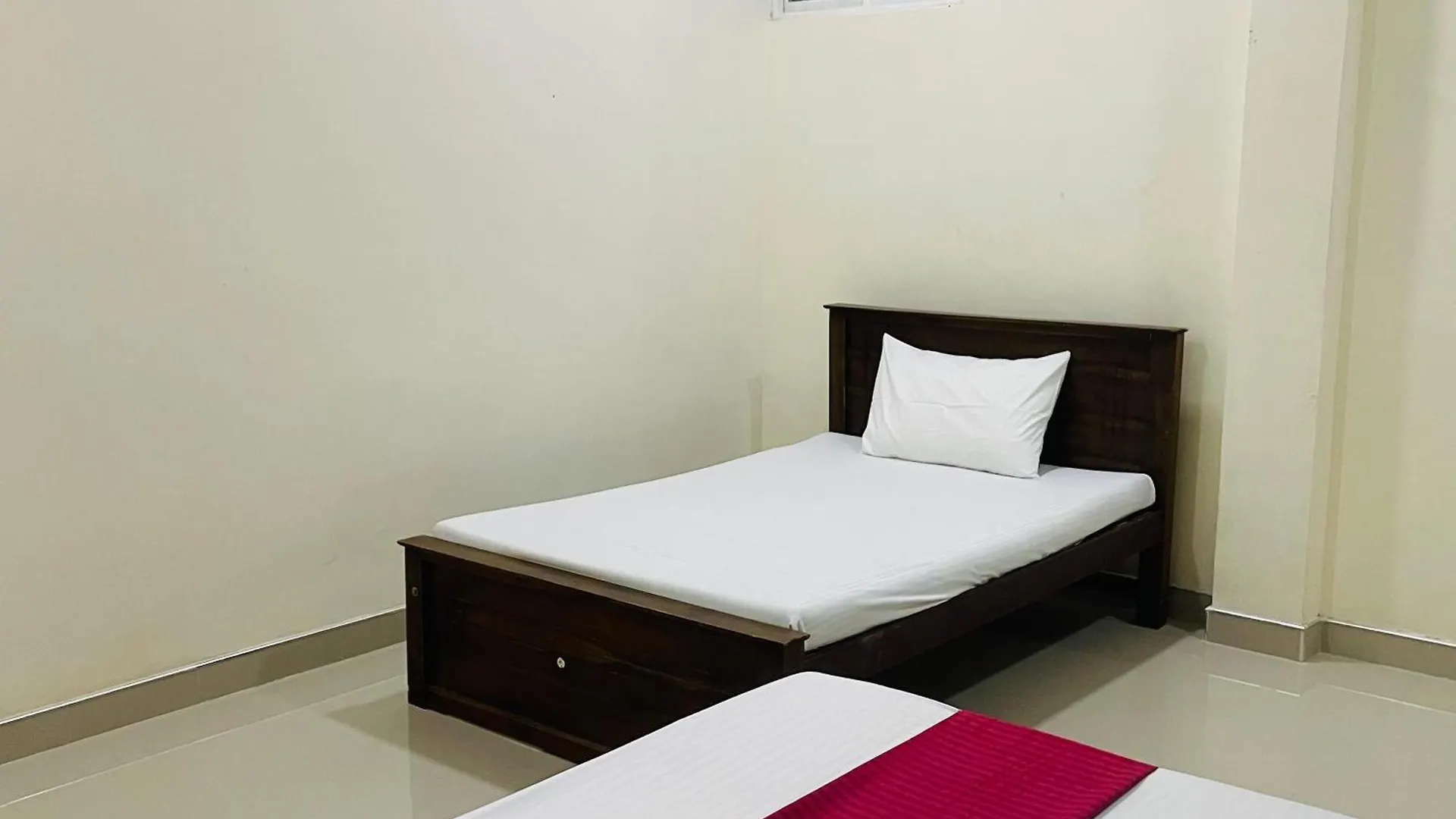 Bed & Breakfast Travel Kingdom In Negombo Hotel Sri Lanka